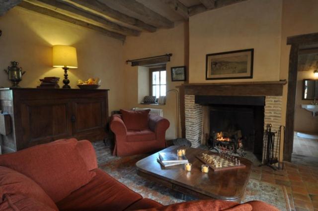 Domaine Du Ris De Feu Chambres D'Hotes De Charme Chalais  Room photo