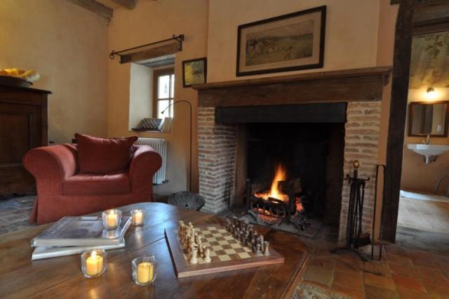Domaine Du Ris De Feu Chambres D'Hotes De Charme Chalais  Room photo